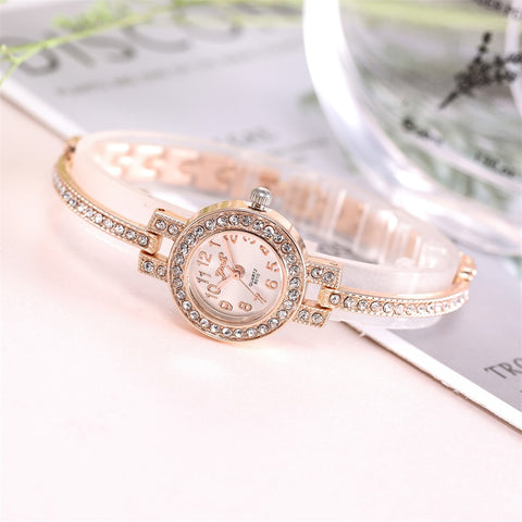 Women's Individual Alloy Quartz Watch Women's Full Diamond Luxury Watch women watches Dress watch Party decoration gifts Femal